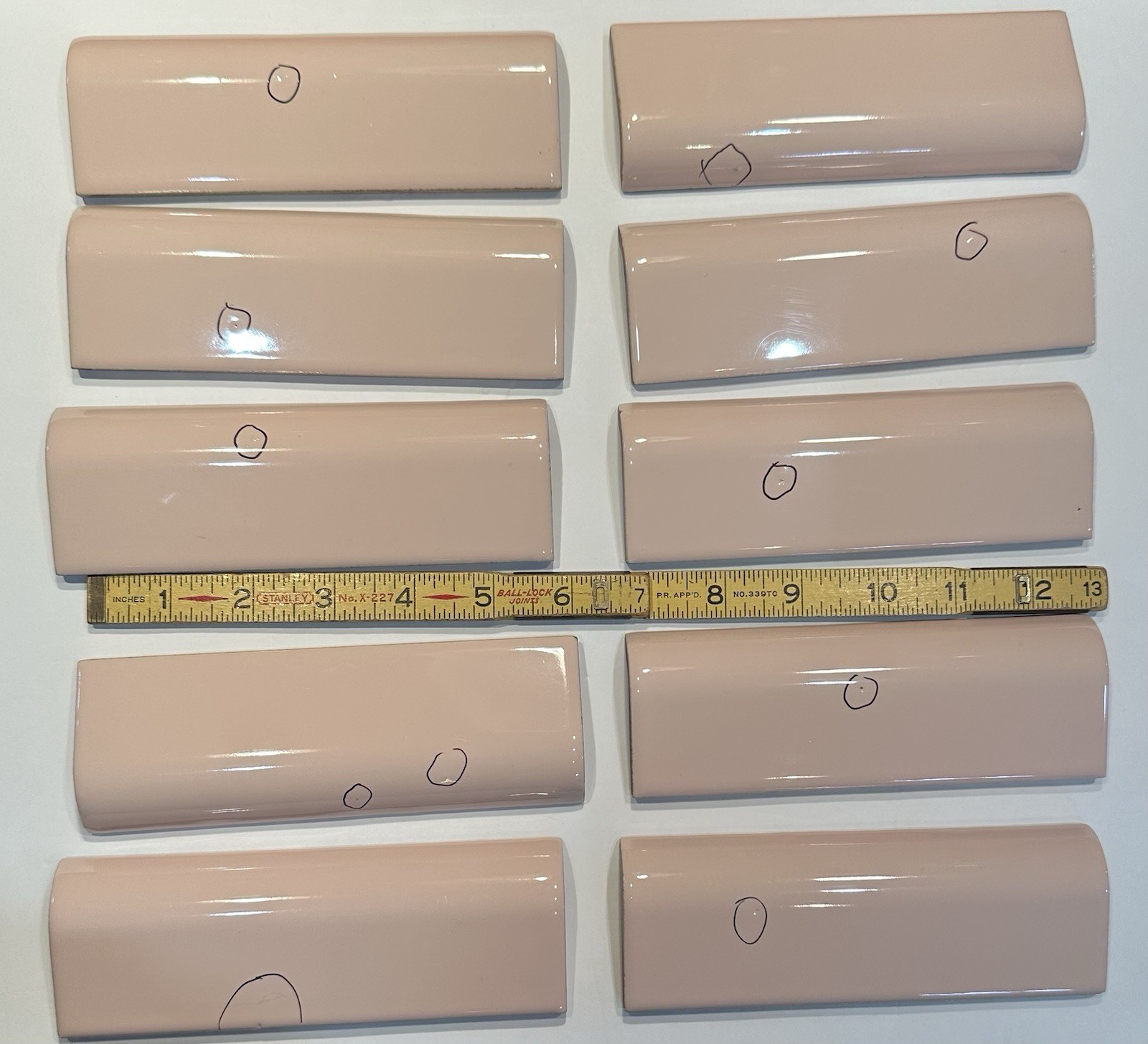 1pc. *Peachy Pink Mist* Glossy Ceramic Radius Mud Cap Bullnose Tile; 2″ X 6″ NOS
