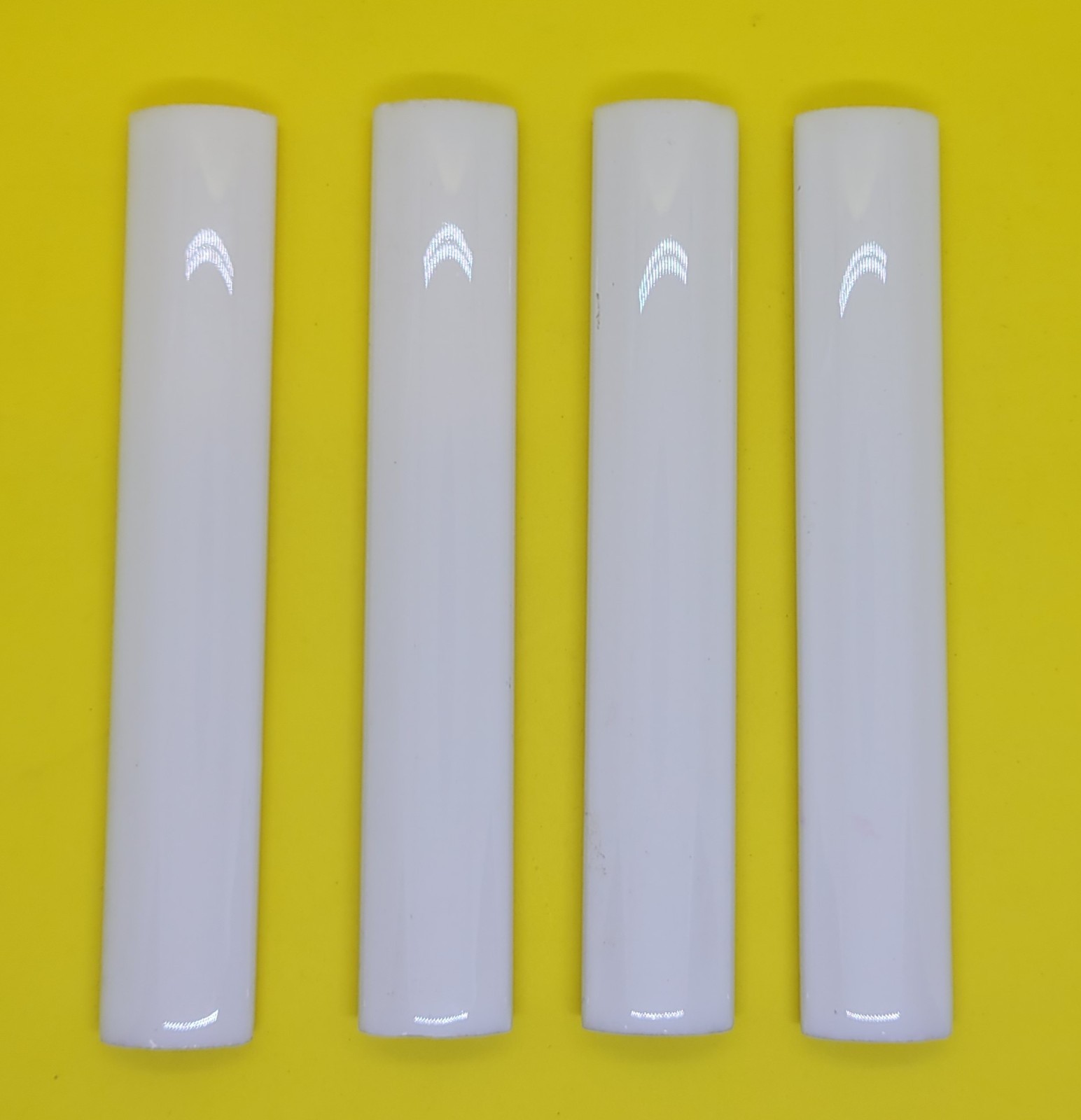 Daltile Bright Ice White 1-in x 6-in Glazed Ceramic Quarter round Tile – 4pcs