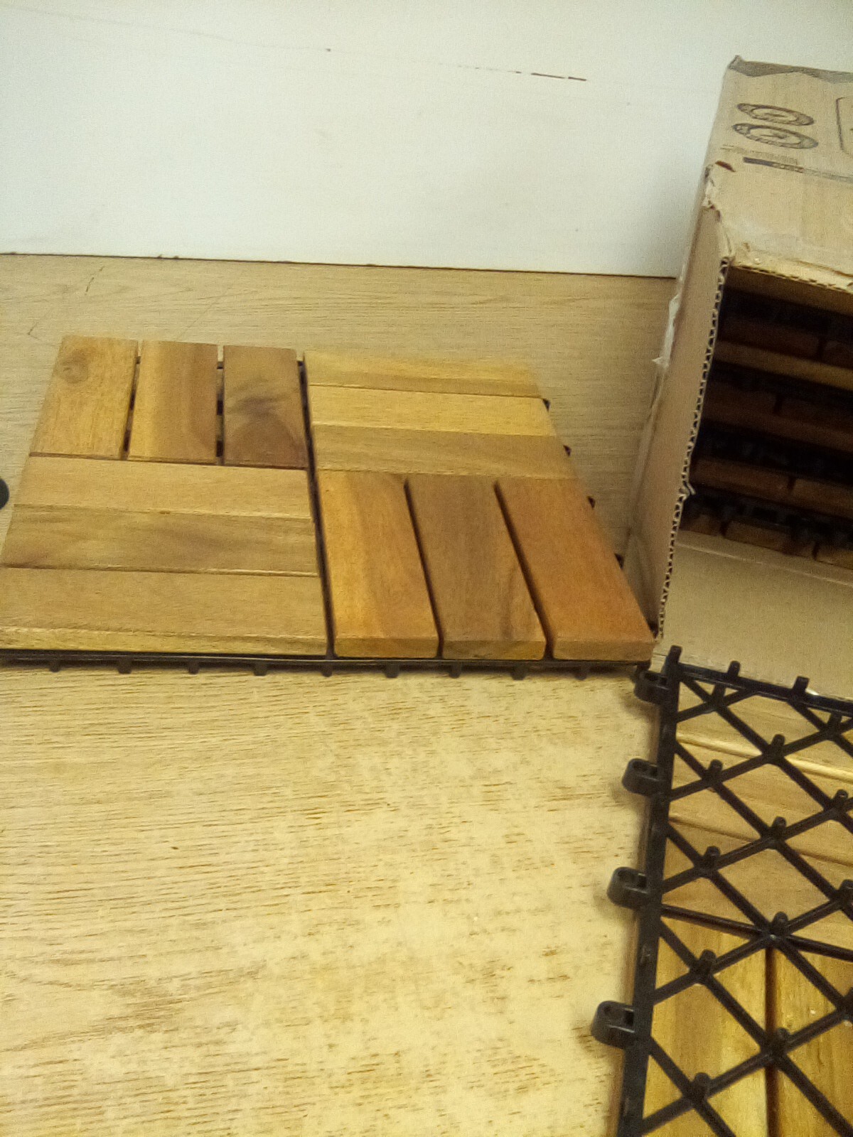 Lot Of 10 Solid Wood Interlocking Flooring Tiles 12″ X 12″ Natural Color