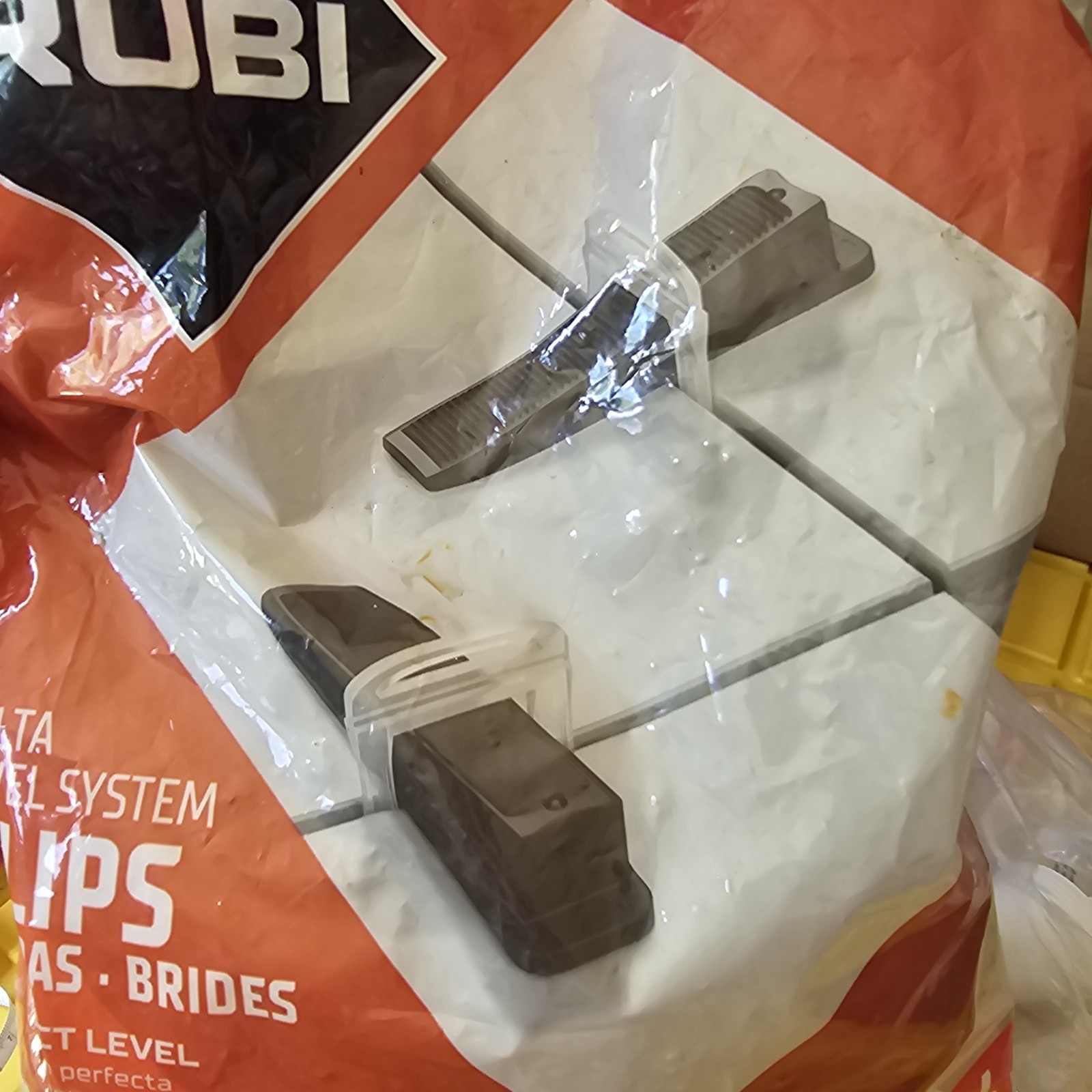 Rubi Tools Delta Tile Leveling System Clips 1/16″ (1.5MM) 3/4 Bag