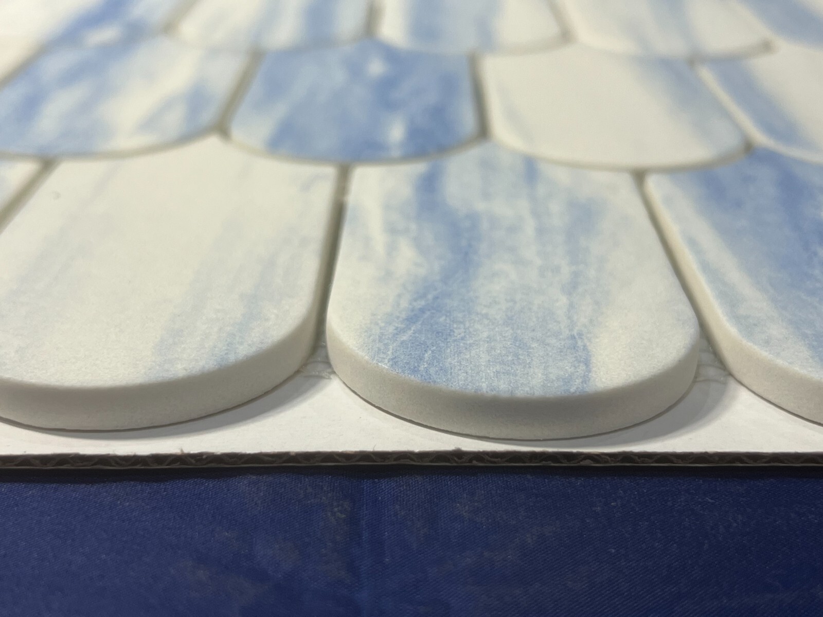 S54 White/Blue Scales Eco Glass Mosaic Tile Kitchen Bathroom Polished, 7 sheets