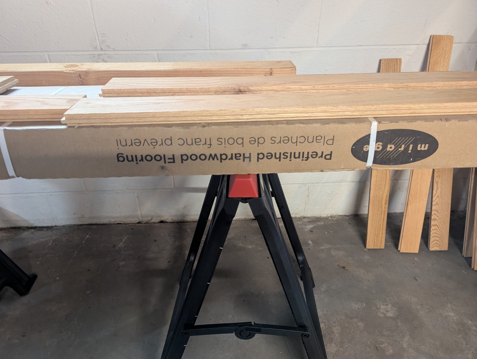 Solid Red Oak Hardwood Flooring – Prefinished – Approx 30–40 Sq Ft