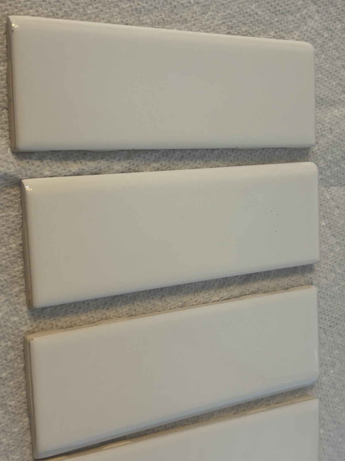 White 2X6”Ceramic Tile Bullnose Trim Edge Subway American Olean Mexico Brillante