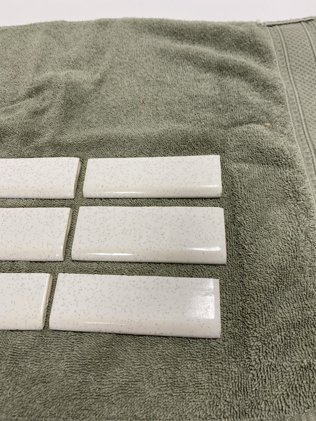 9 Vintage (1950-60s) White Speckled Ceramic Tile – CUT BULLNOSE – 1.5×4.25