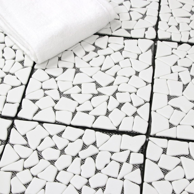 Interlocking Patio Tiles Durable Recycled Glass Pebble Waterproof Slip-Resistant