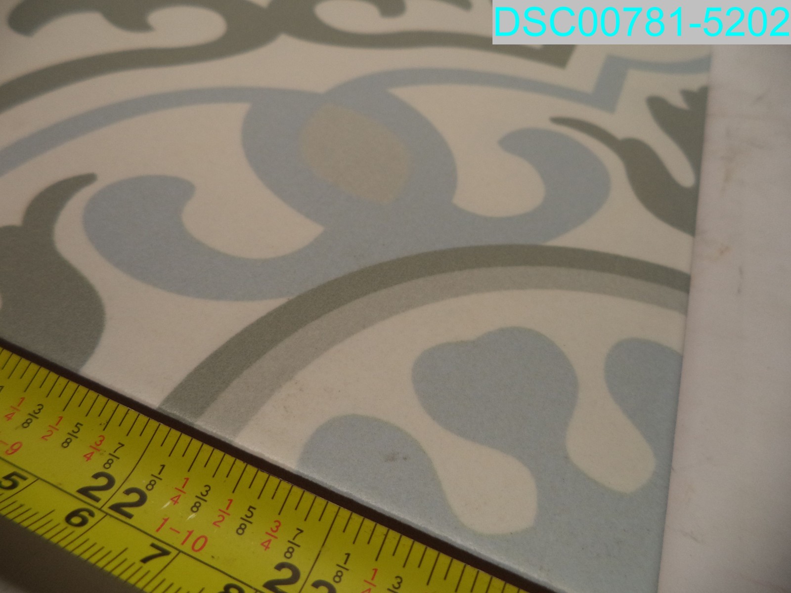 QTY=7: MSI Encaustic Flori 7-3/8″ x 7-3/8″ Matte Porcelain Floor and Wall Tile