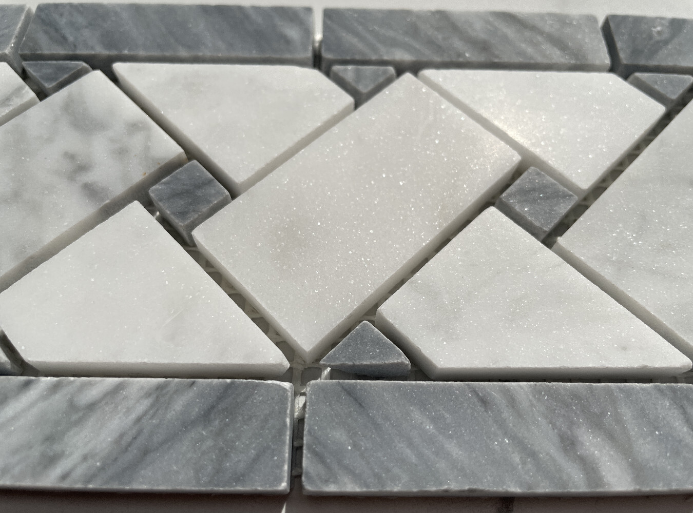 C657BXH Carrara Venato Marble Basketweave Mosaic Border Dark Gray Dots Honed