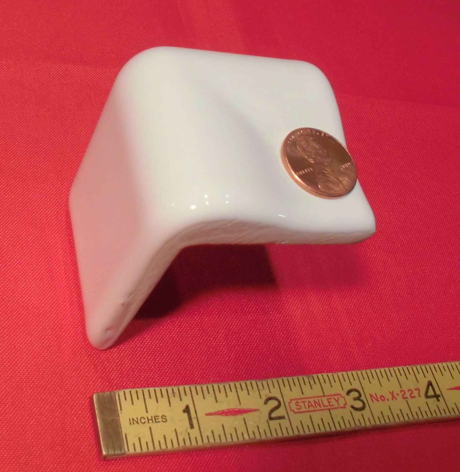 1 pc. #SL10 Gloss White: V Cap Corner Ceramic Trim Tile, Countertop Edging, A O