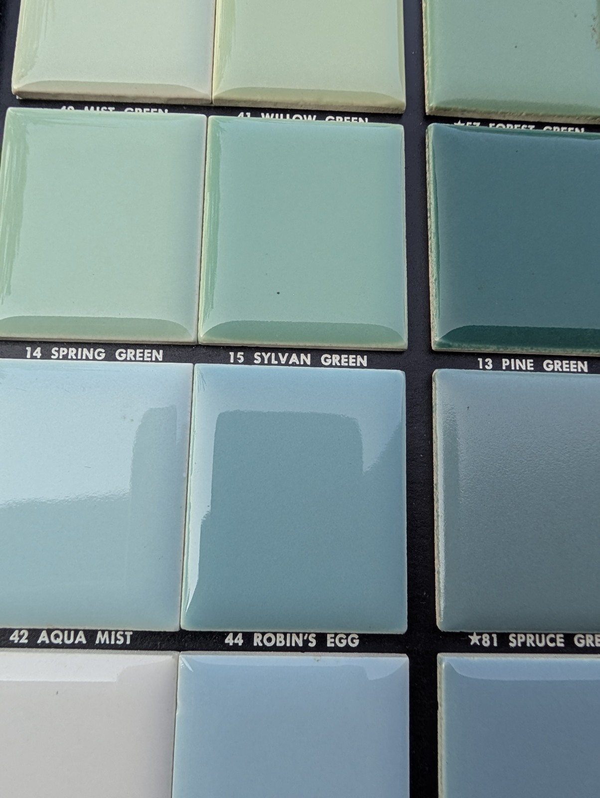 1 pc 4-1/4″ Ceramic Tile Mud Bullnose A4402 #44 Robins Egg American Olean Gloss