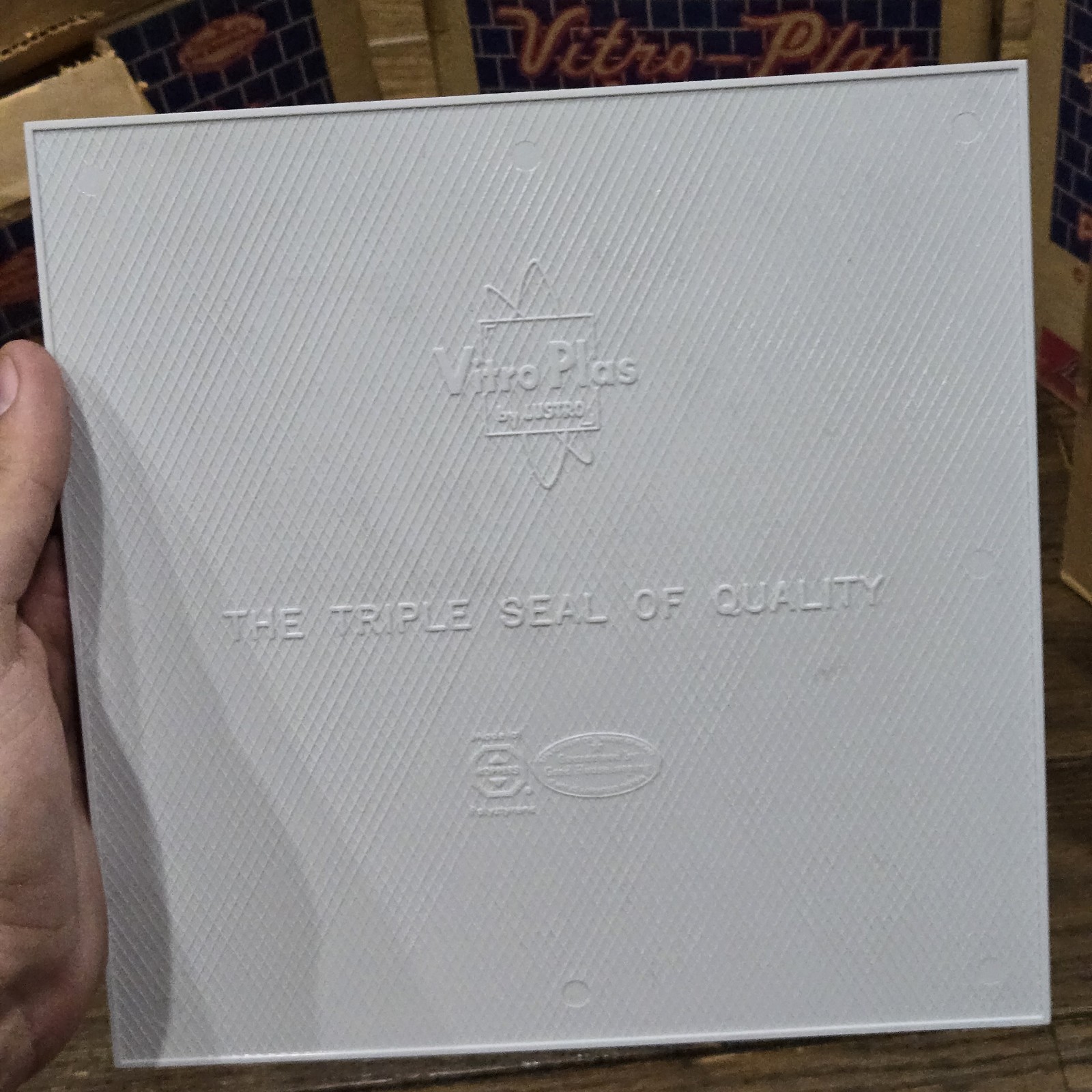 Vtg Plastic Wall Tiles White 50 Square Feet 100-8.5×8.5″ Lustro Vitro-Plas MCM
