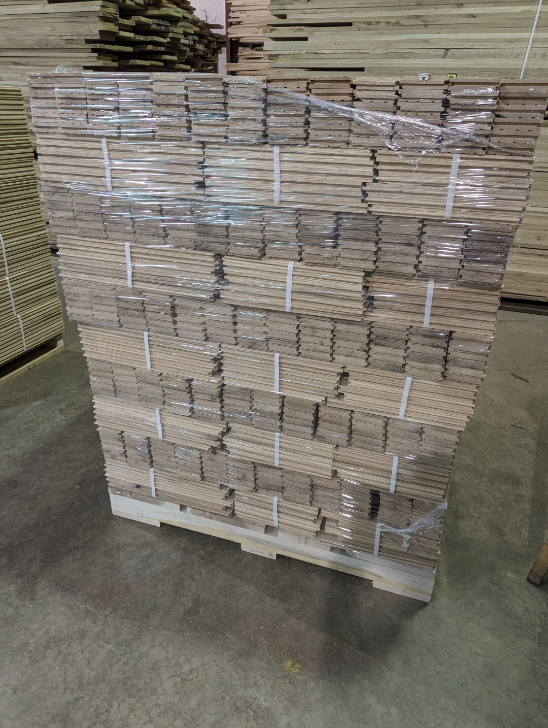 Mixed Grade White Oak Unfinished Solid 3/4″ x 4″ Flooring Shorts $0.60/SF