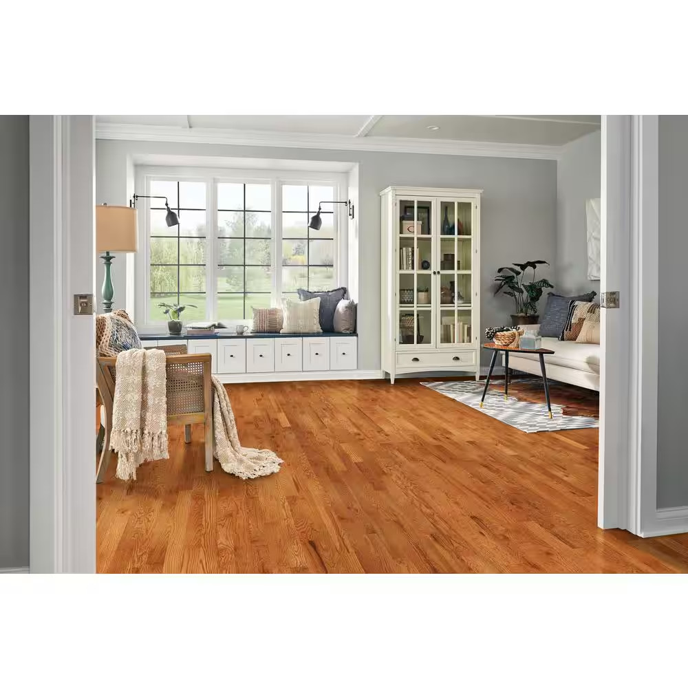 Plano Gunstock Oak 3/4 In. T X 2-1/4 In. W Smooth Solid Hardwood Flooring (20 Sq