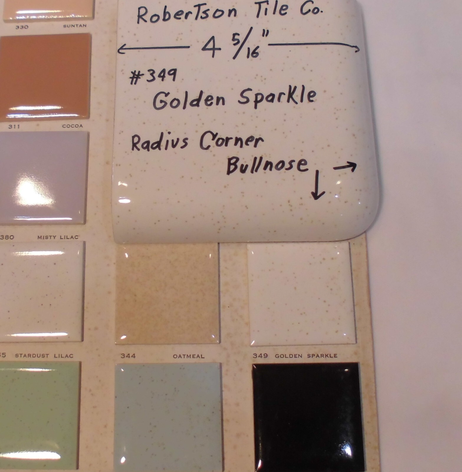 1 pc. Corner Bullnose; Golden sparkle: Glossy Ceramic Tile by Robertson 4-5/16″