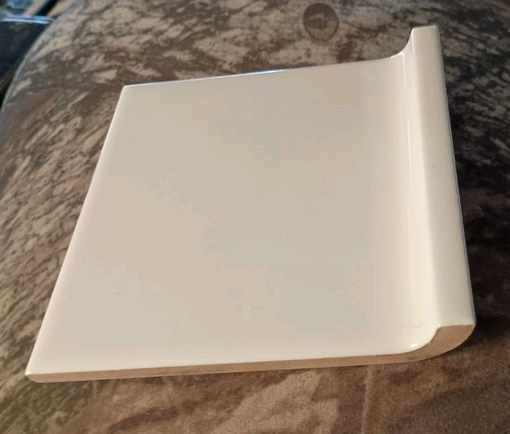 1 Cove Base Ceramic Radius Tile USA 4-1/4″ Gloss White Vtg Mid Century Rare NOS