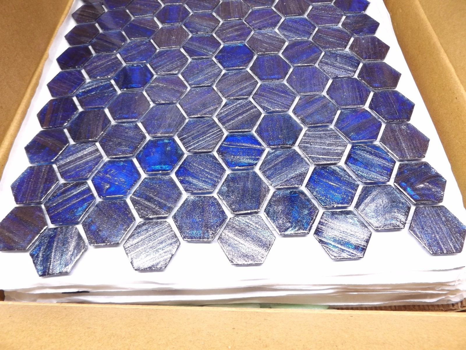 Case of 17 Trend 239 100% (S3) Hexagon on Plus, Blues Semi- Transparent Tile