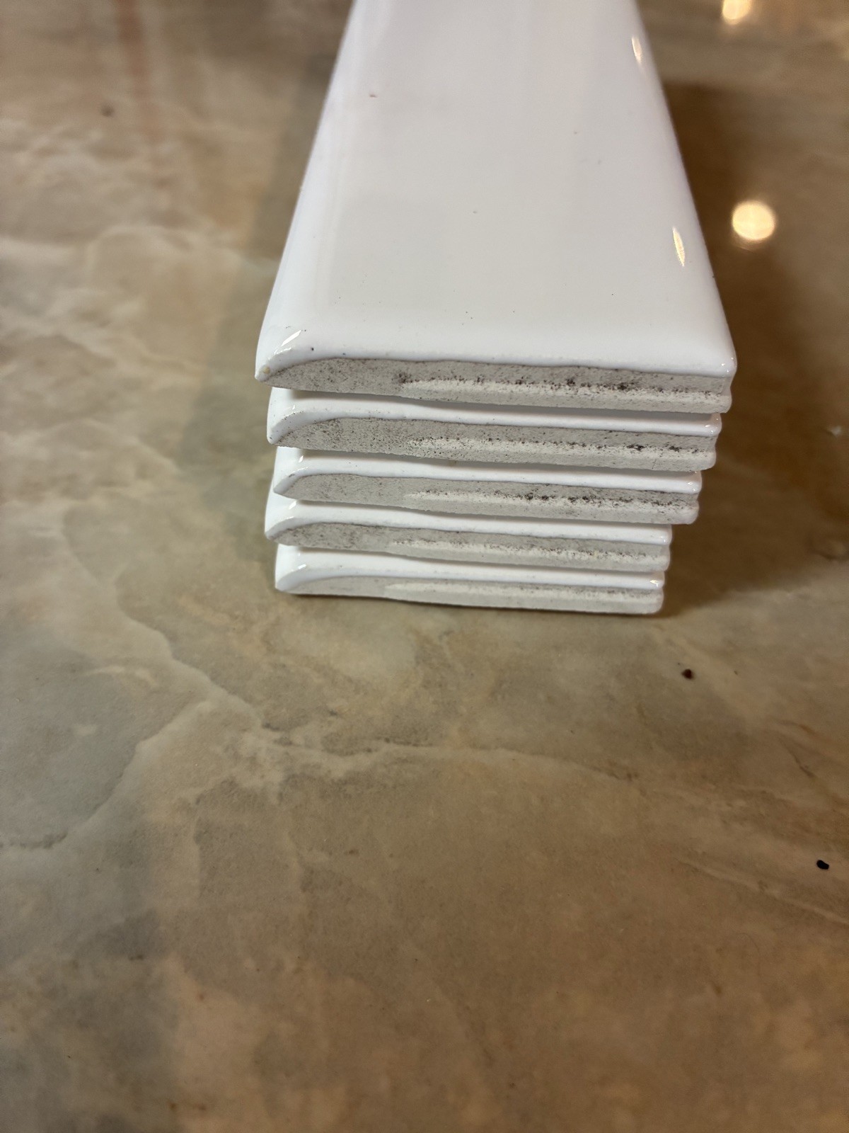 New 2″ X 6″ Ceramic Tile White Gloss Flat Surface Bullnose Olean