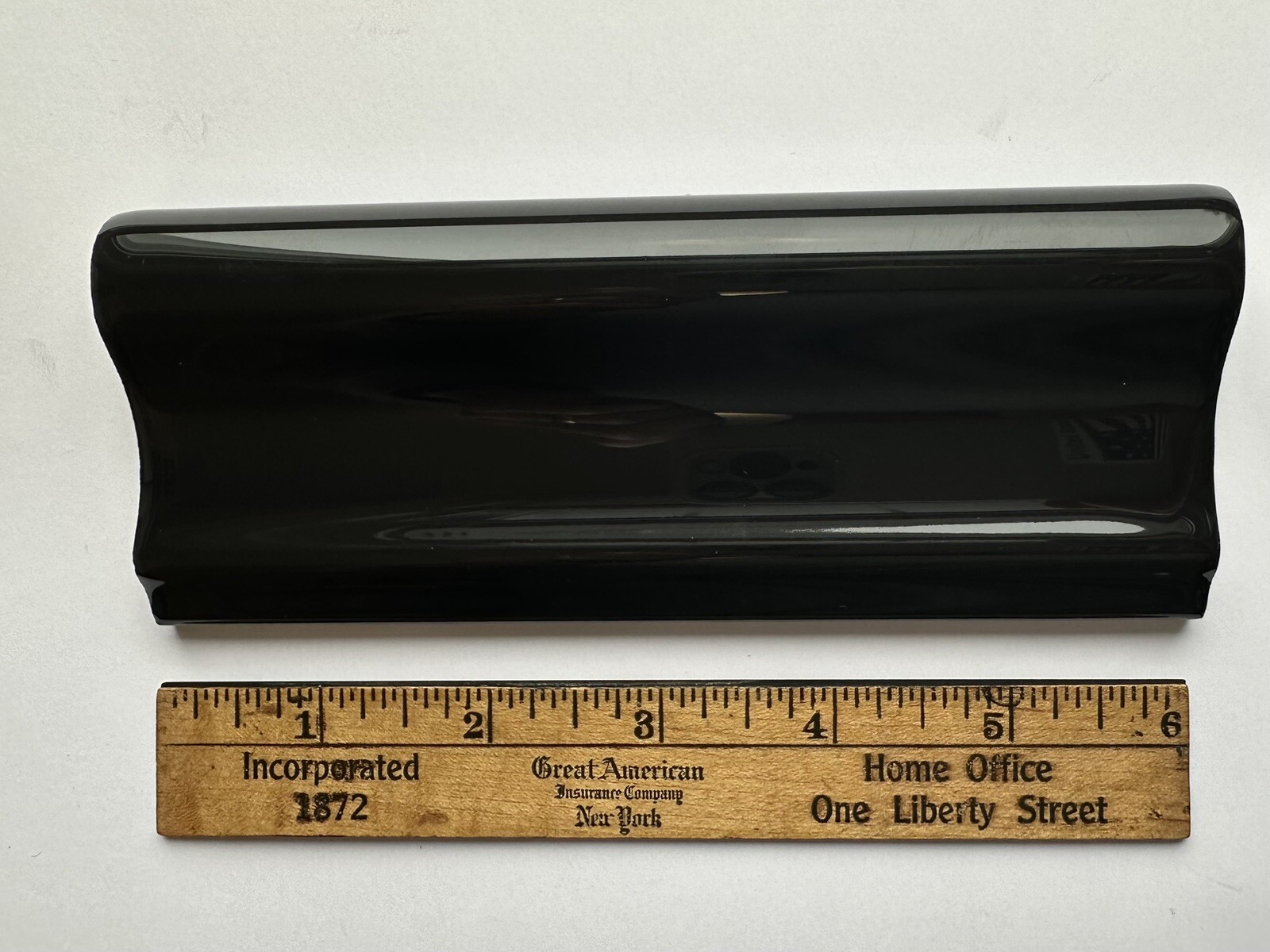 1 pc. Glossy Black: Ceramic Chair Rail made by American Olean, 2-1/2″ X 6″