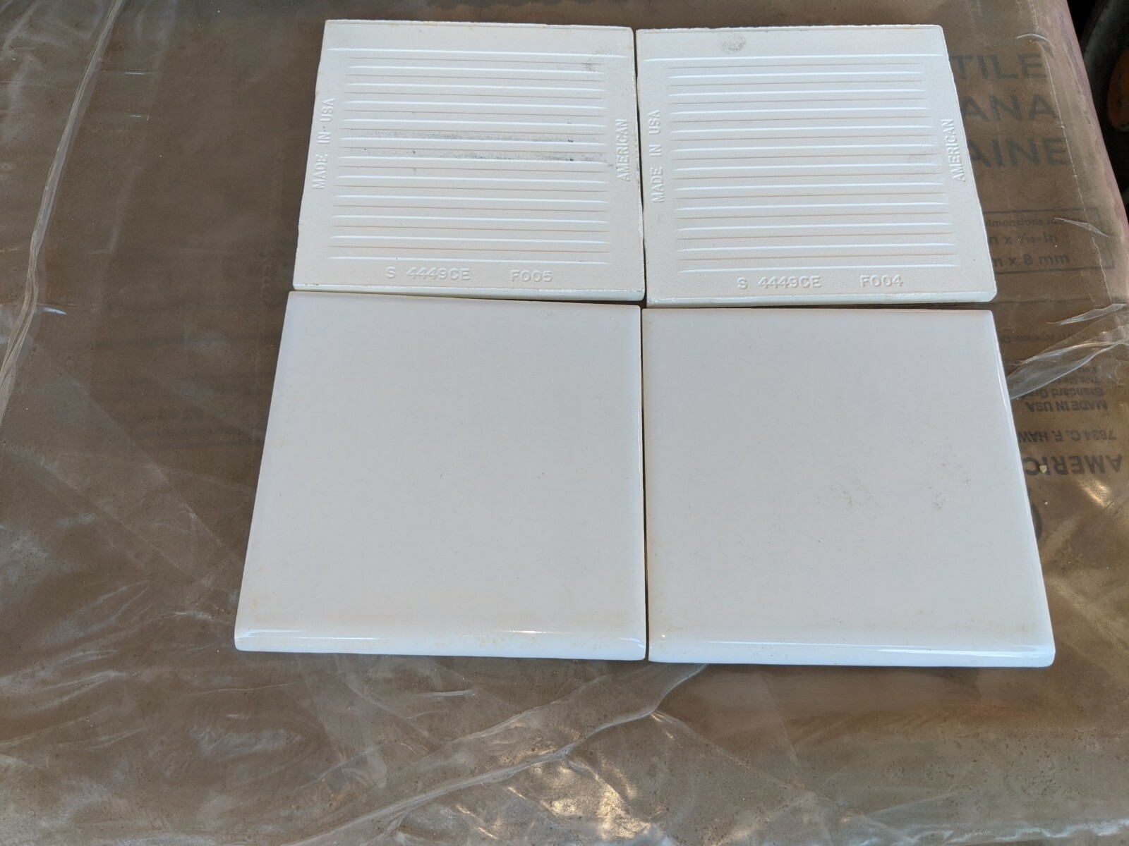 4 pcs. Vintage Gloss Ceramic Tile Polar White 05 American Olean bullnose S4449