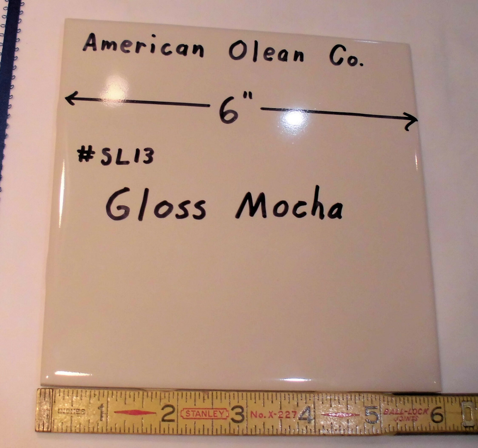 1 pc. 6″ X 6″ Ceramic Tile *Gloss Mocha #SL13* by American Olean; off-white