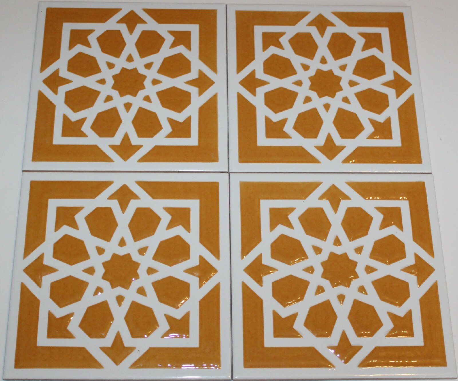 4 8″x8″ Iznik Raised Mustard & White Geometric Pattern Ceramic Tile