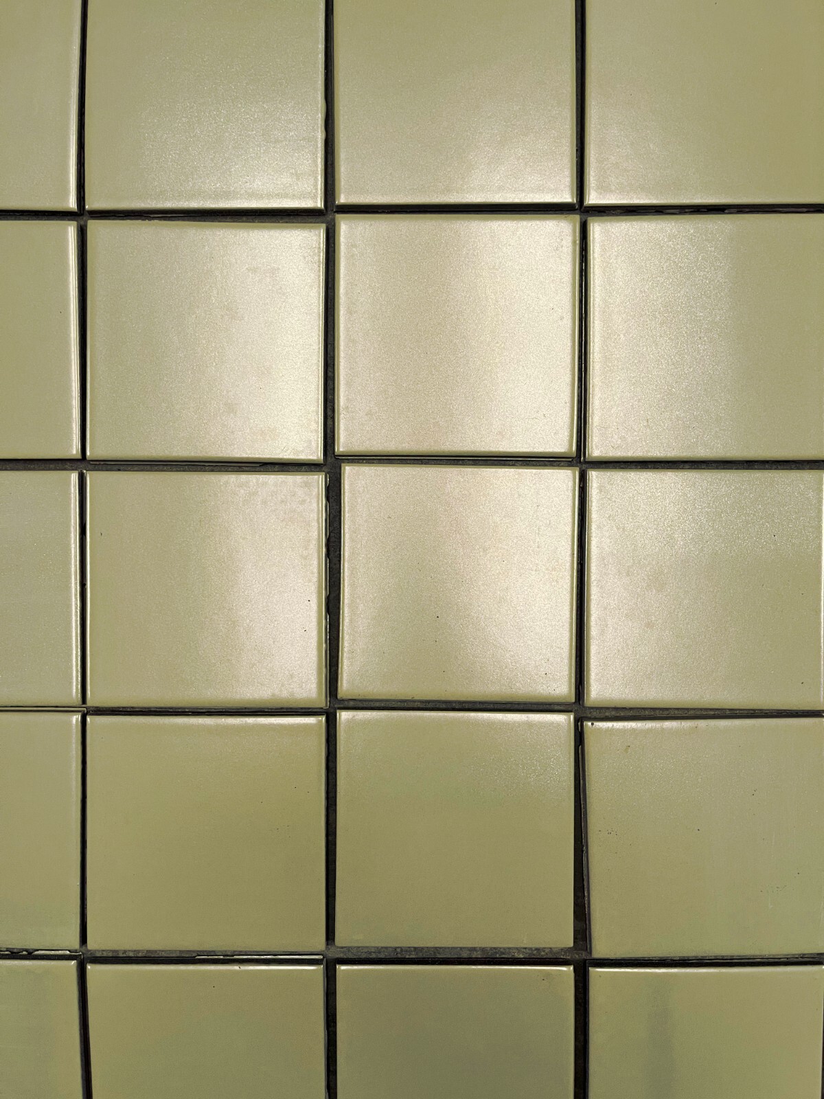 4×4 Bathroom Gold Iridescent Wall Tile 10 SQ FT Mosaic Crafts SVIR25-000