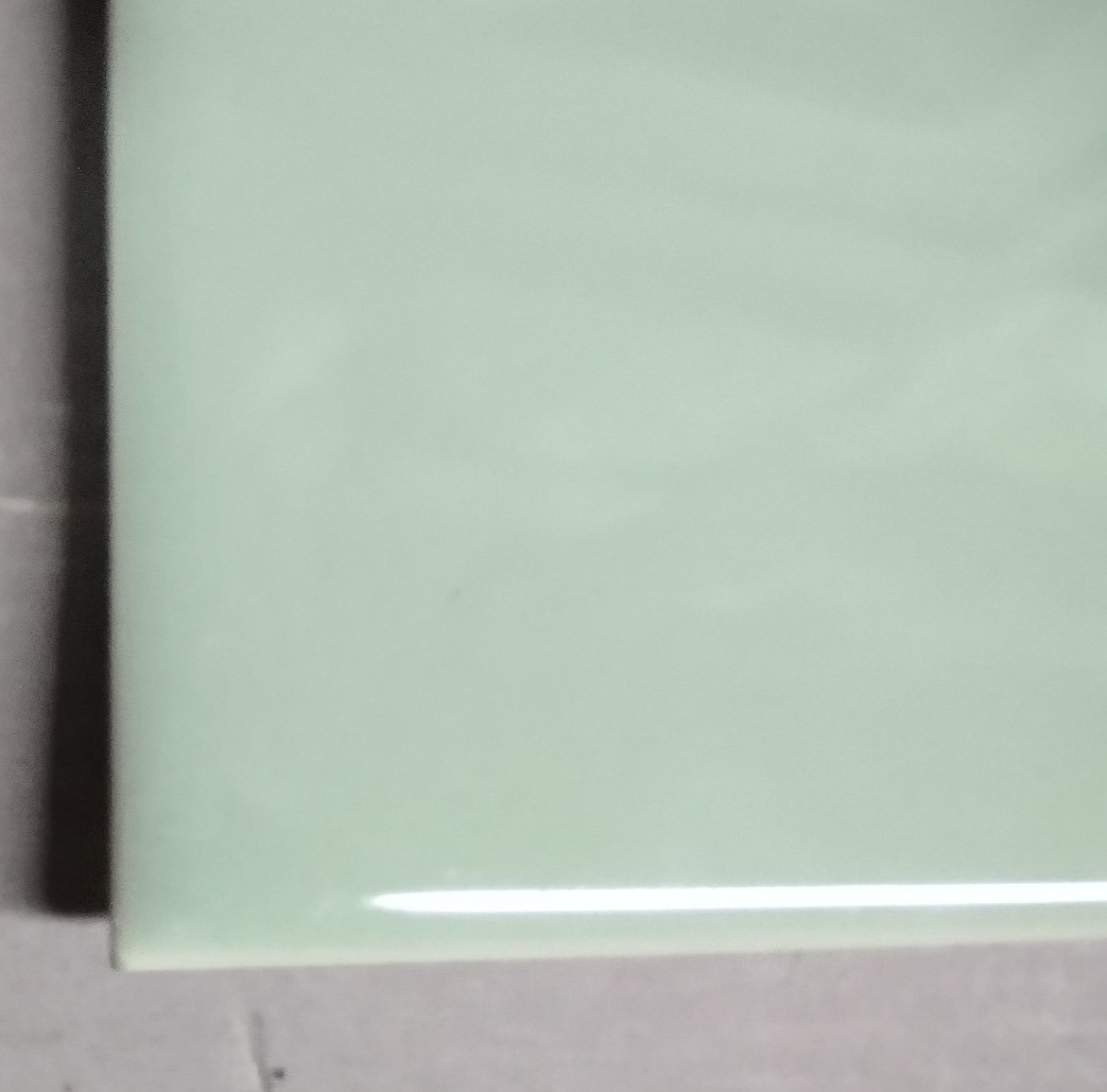 1 Wall Tile Mosaic USA 4-3/8″ Sq Gloss Pastel Green Creamy Mint Ceramic 1950 Vtg