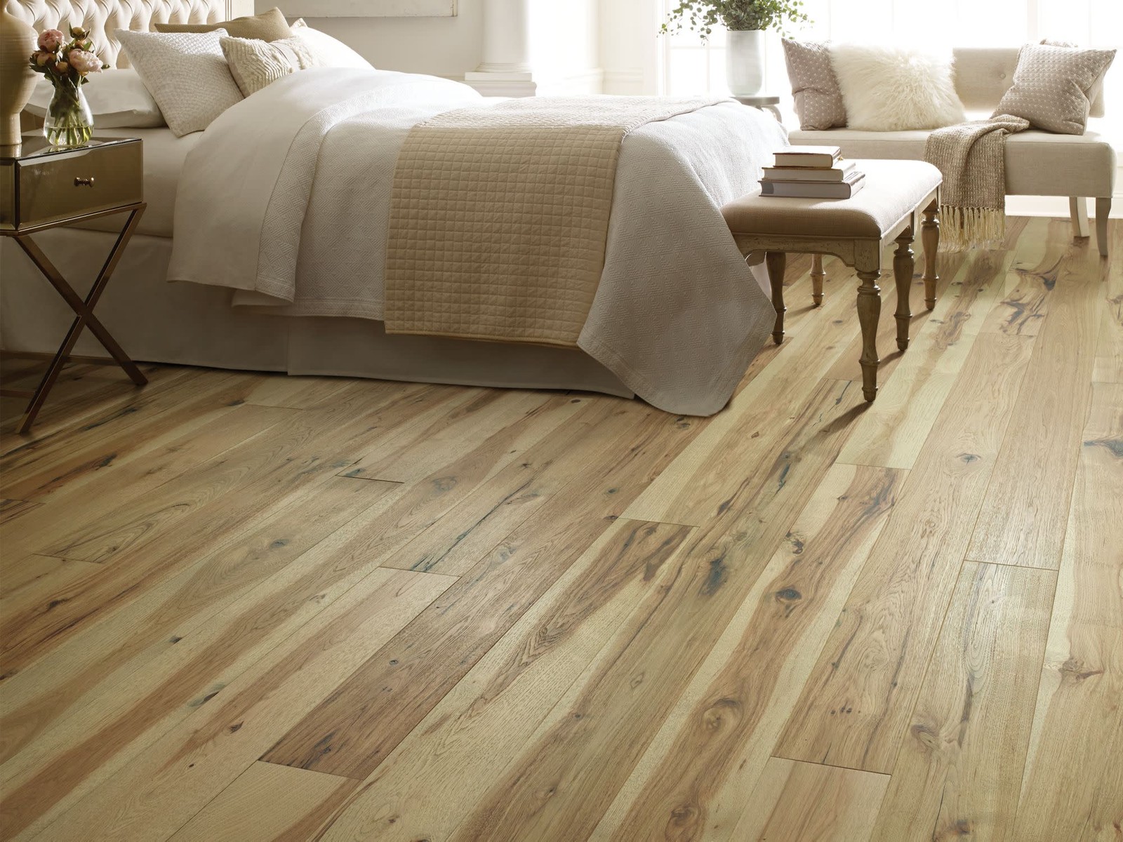 Shaw SW673 Reflections Hickory 7″W Wire Brushed Engineered – Radiance