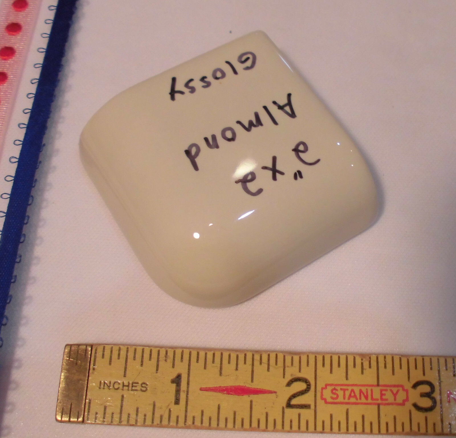 1 pc. *Gloss Almond* Ceramic Bullnose Outside Corner Tile 2″ X 2″ Daltile & A.O.