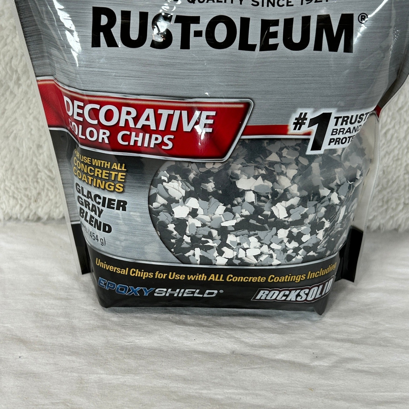 Rust-Oleum Decorative Color Chips 3 Bags Mocha & Glacier Gray Epoxy Floor Flakes