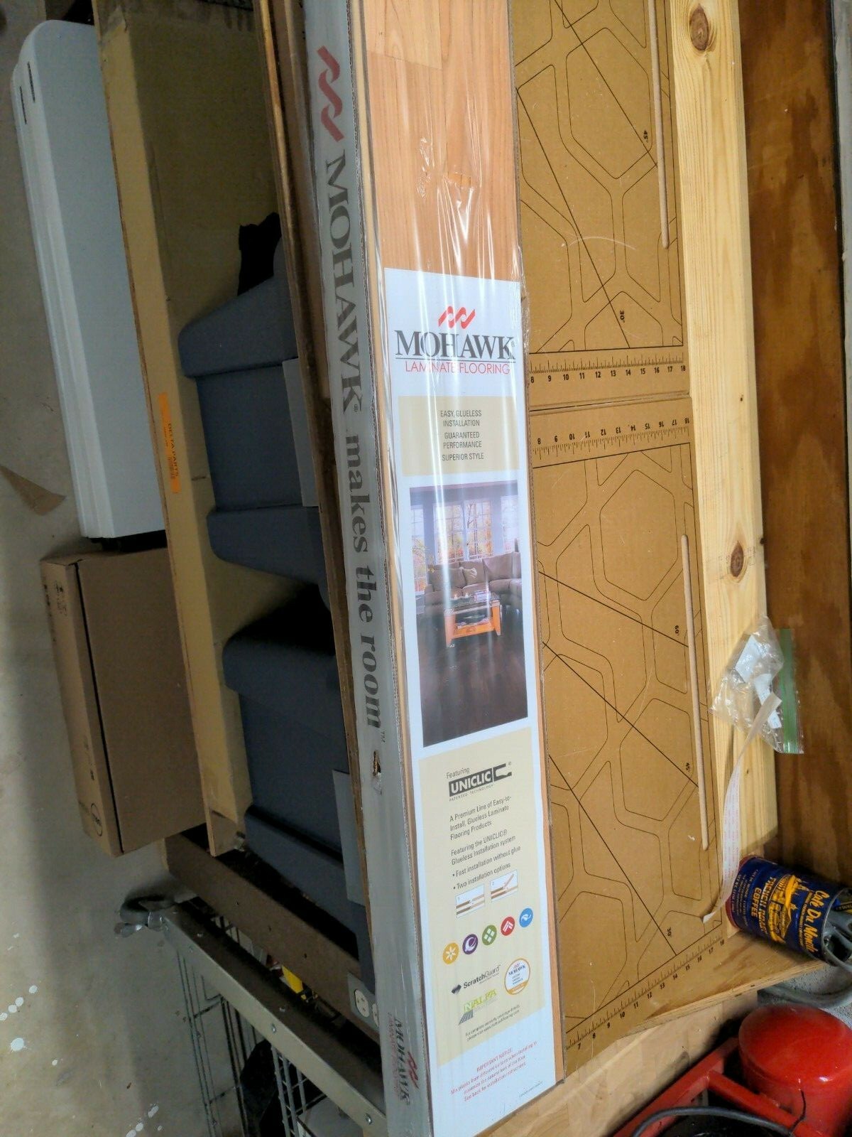 Mohawk Laminate Flooring [NATURAL CHERRY] Brand New Plank MO2L2