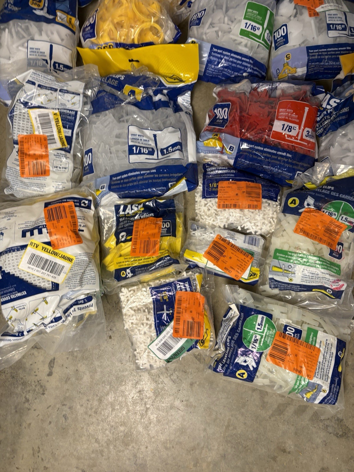 Lot QEP Lash tile leveling system clips, wedges, and caps, Lash360, 1/16, 1/8