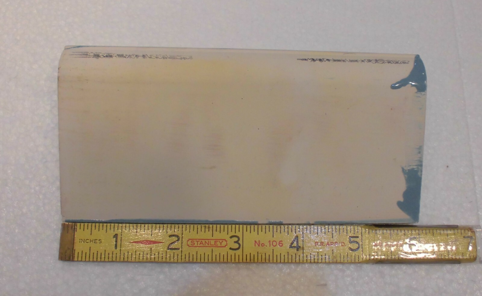 1pc. H & R Johnson: Bullnose Top Cove Base Ceramic Tile; 2-7/8″ X 6″ Glossy Blue