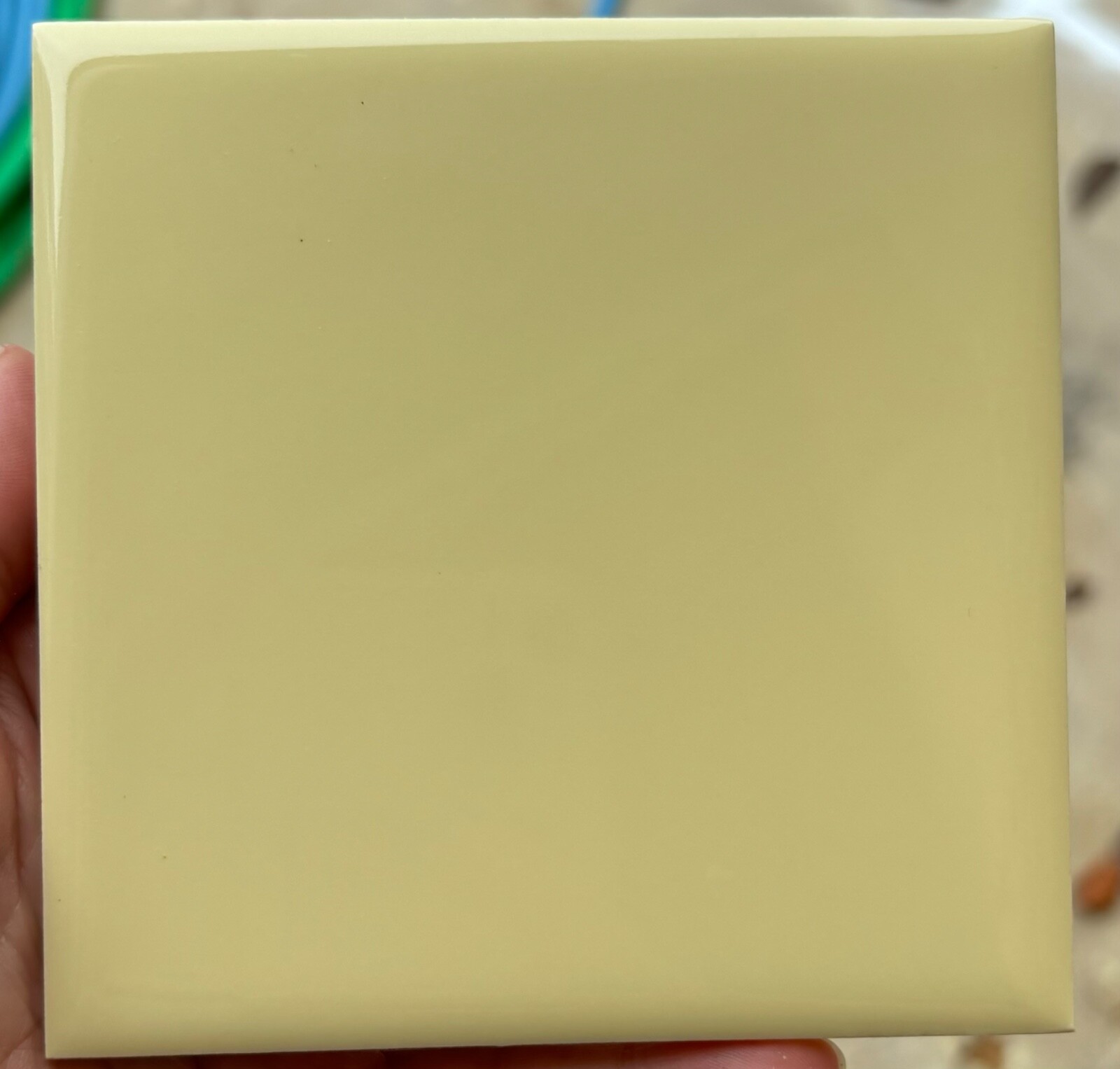 Mosaic USA 4-3/8″ Square Wall Tile Gloss Custard Yellow Ceramic 1950 Retro Vtg
