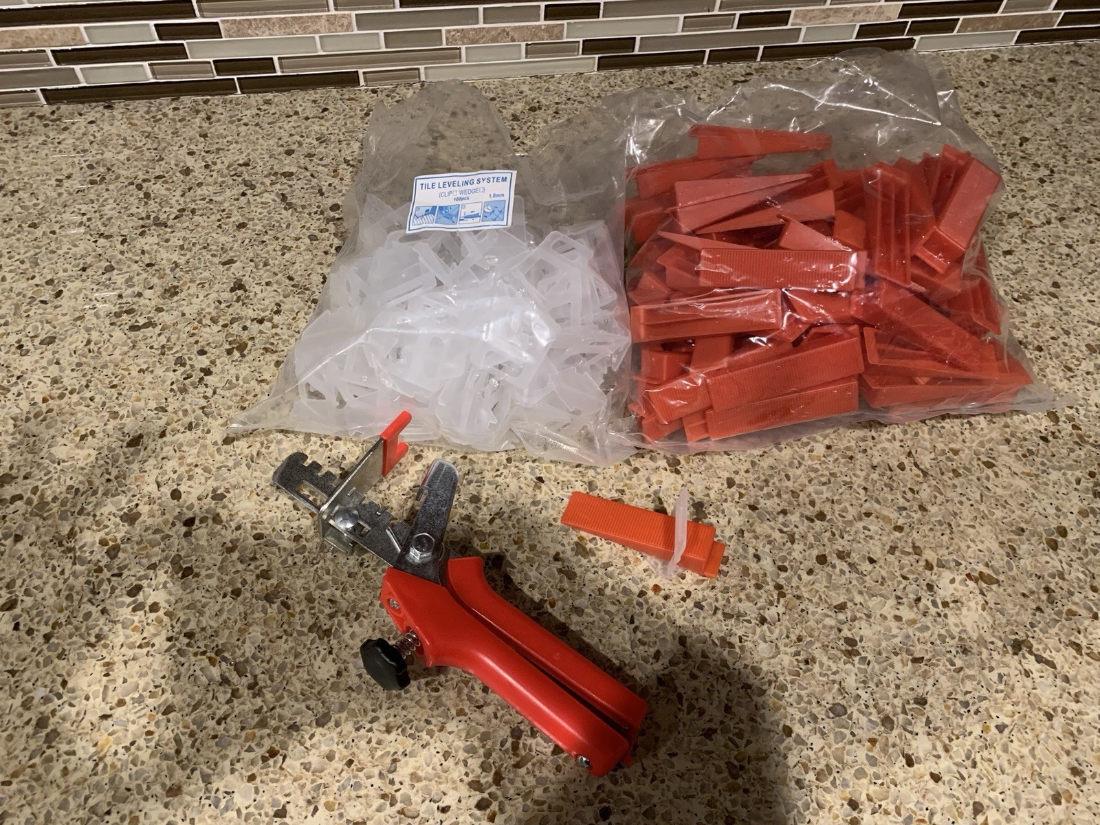 Tile Leveling System Clips 2mm (100 Pcs) Reusable Tile Leveler