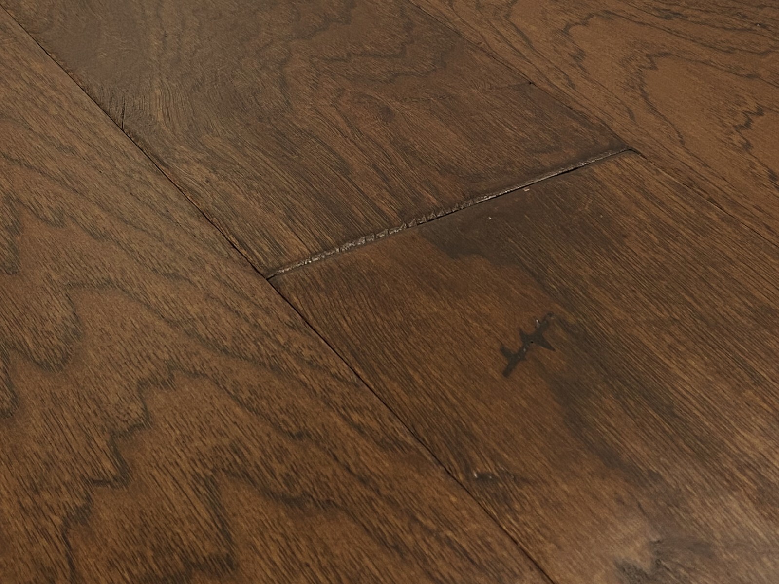 Hardwood Plywood Backing Engineered Flooring Dark Hickory Scraped & Distressed