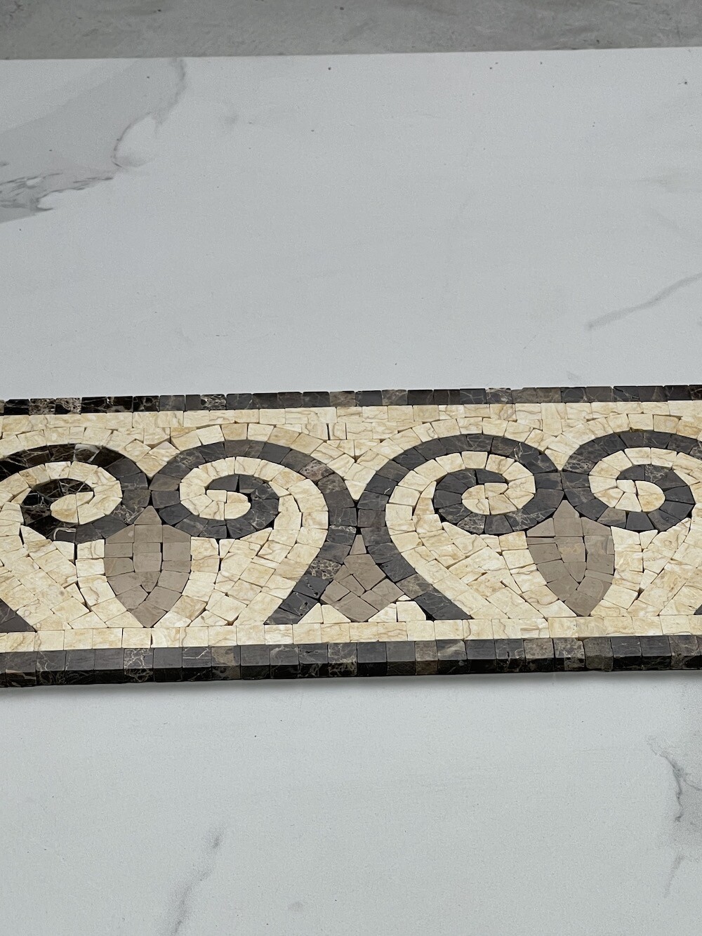 B0077P Marble Mosaic Border Listello Accent Tile Chandelier Emperador 5.9×12