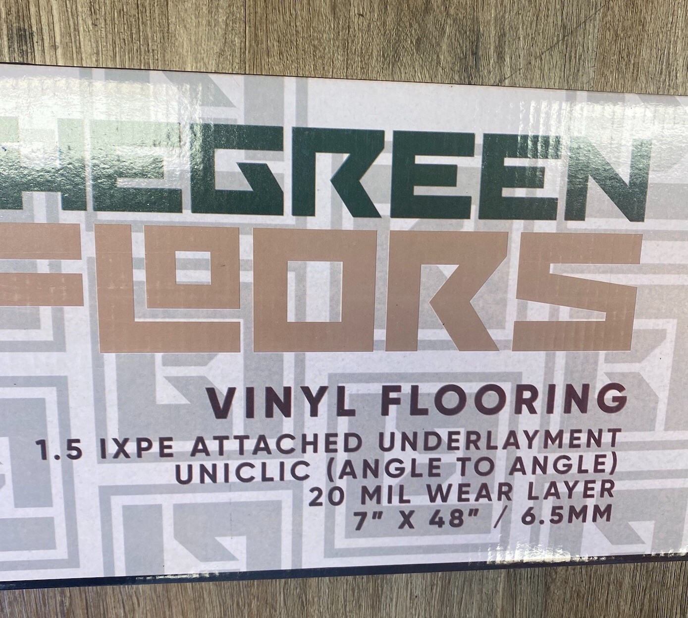 Vinyl Floor Interlocking 19.49 SqFt Oak Color Wood Grain 7″x48 Planks (8)