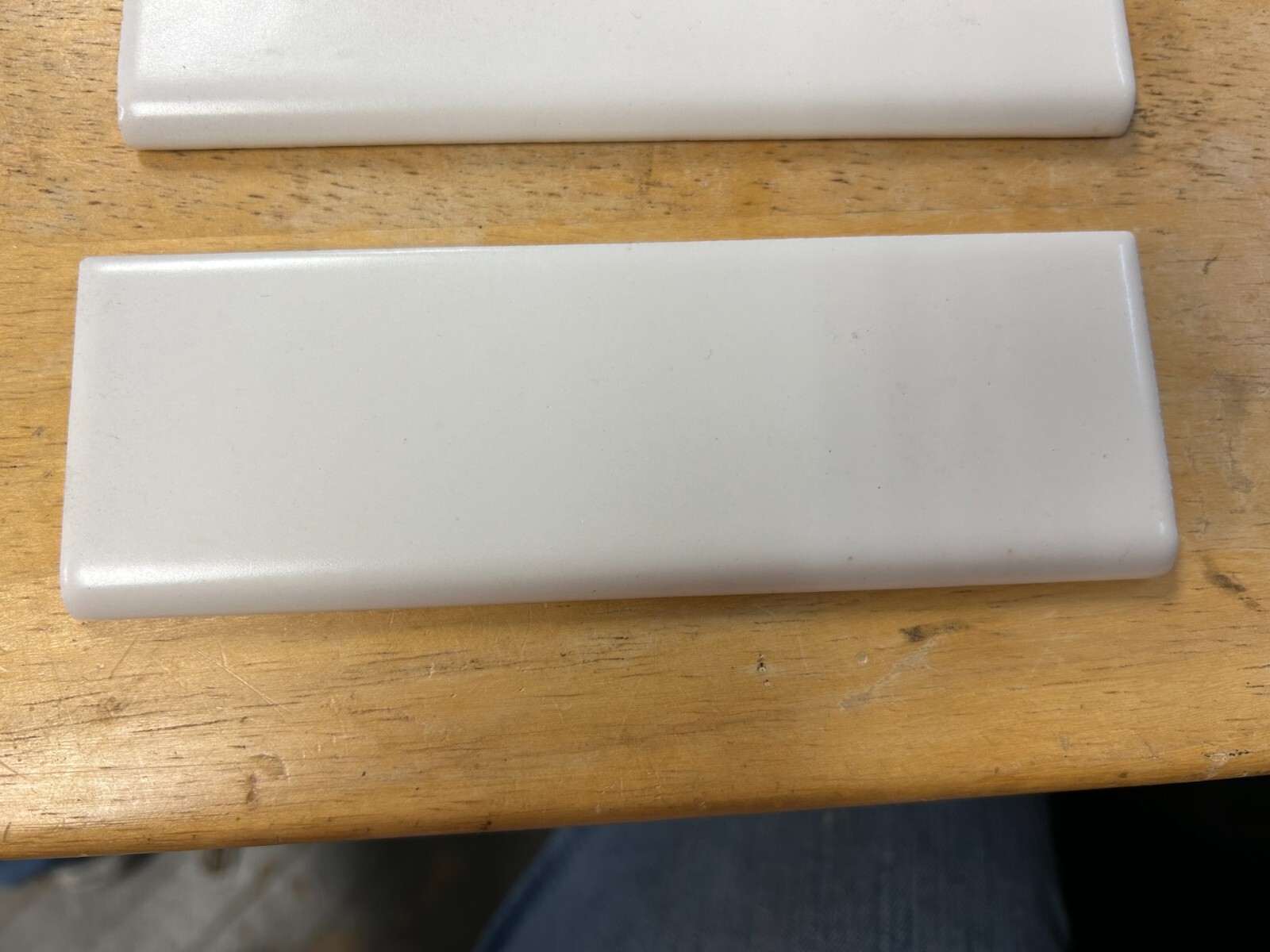Lot 6 pcs American Olean AO Matte White 2X6″ Bullnose S4269 Ceramic Tile NOS