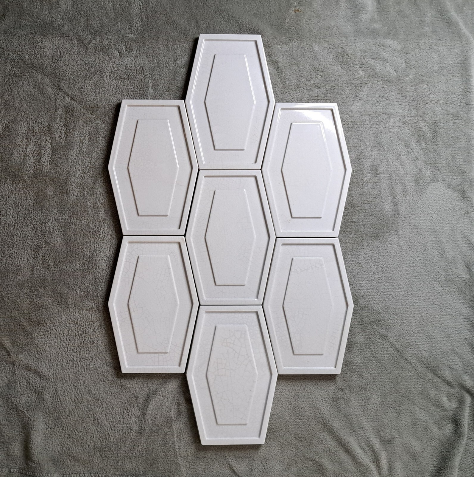 Walker Zanger Ceramic Tile Studio Moderne Plaster Gloss Crackle 1sf.=3 Tiles