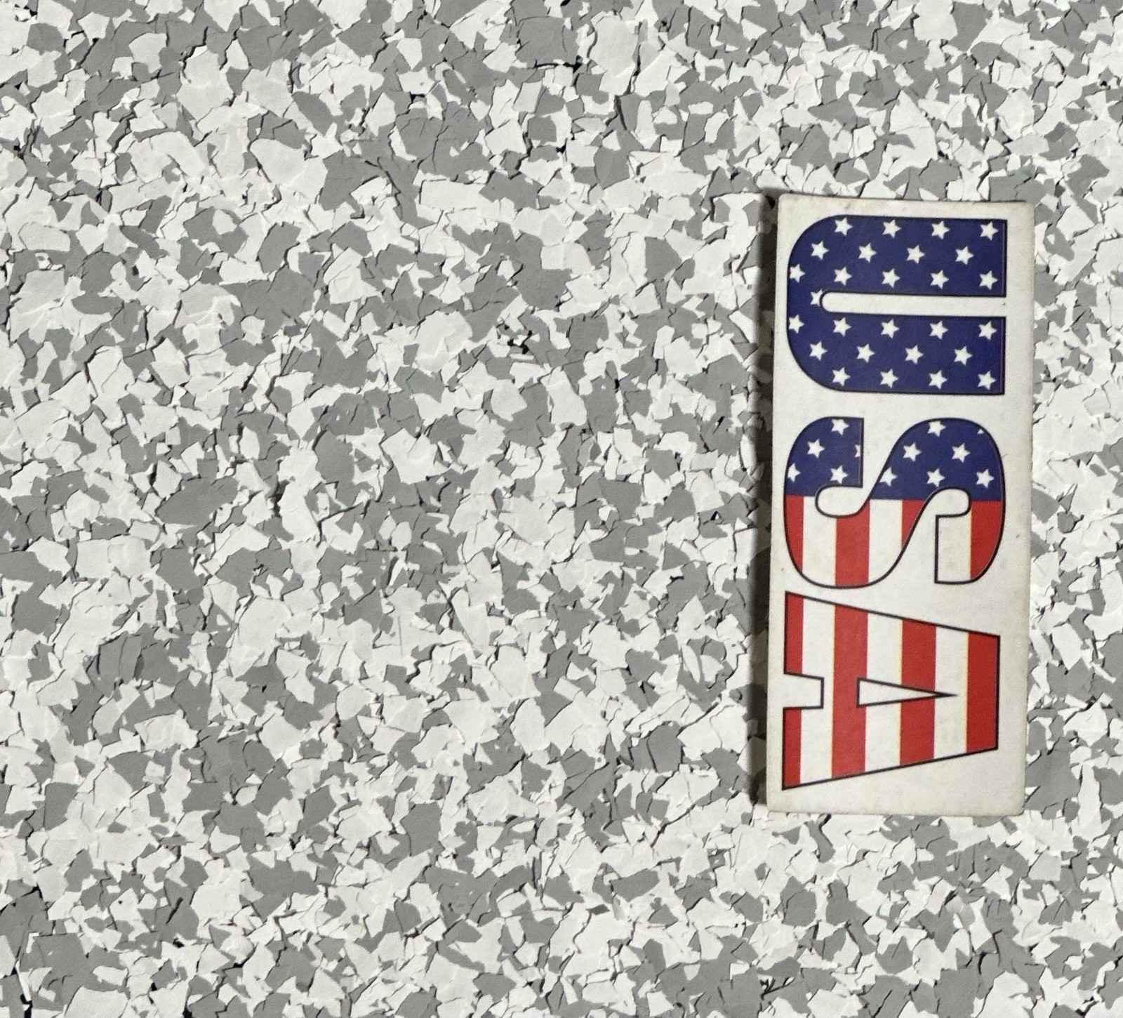 EPOXY Medium Grey, Vinyl Floor Flakes 1/4” 5Lbs Residential Commercial