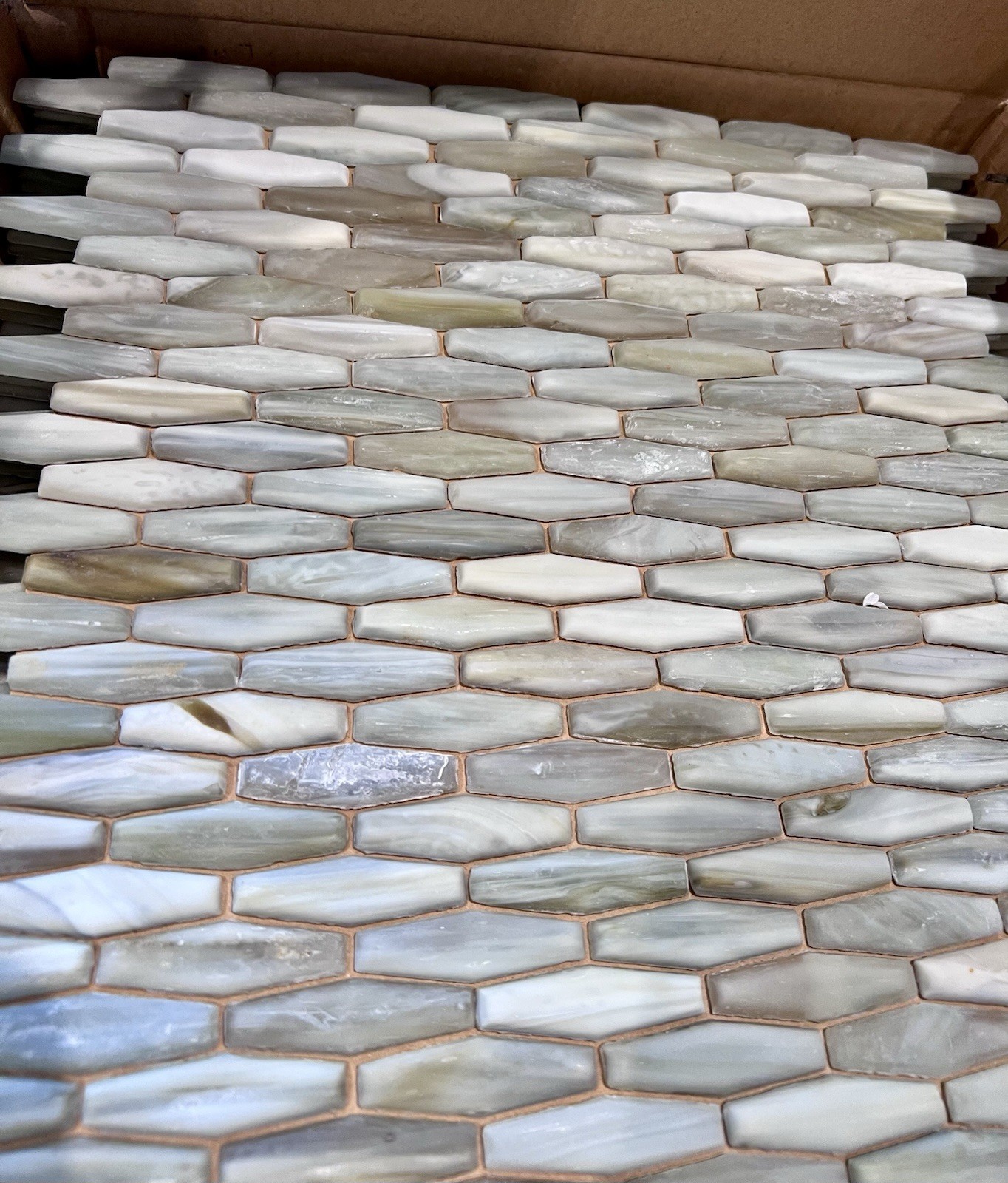 NEW Lunada Bay Agate Martini Vicenza Silk Glass Tile 15 Sq Ft 3 Box Lot READ
