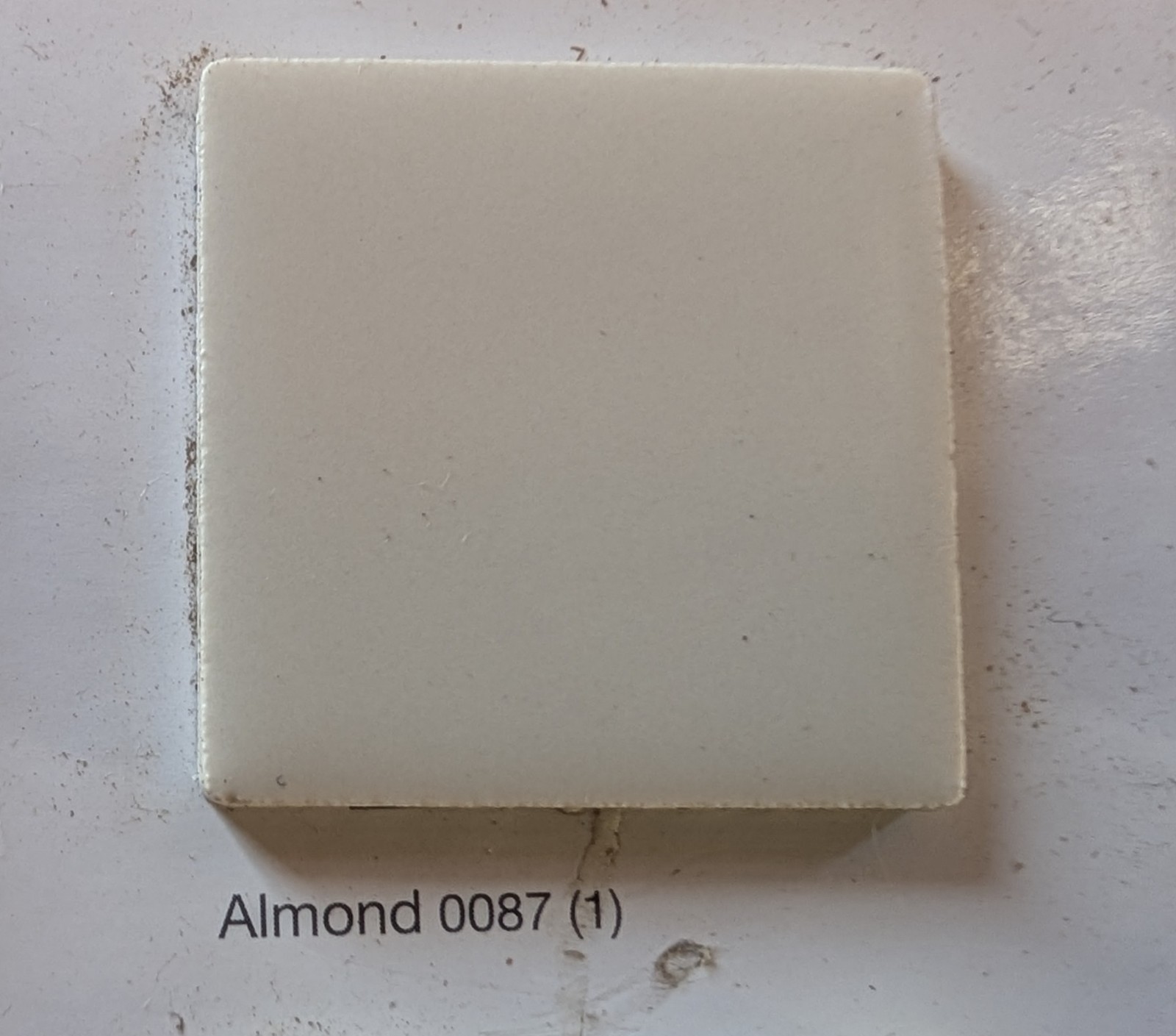 2 pcs American Olean Ceramic Tile Mud 4 1/4″ Bullnose A4402 Matte Almond #87 USA