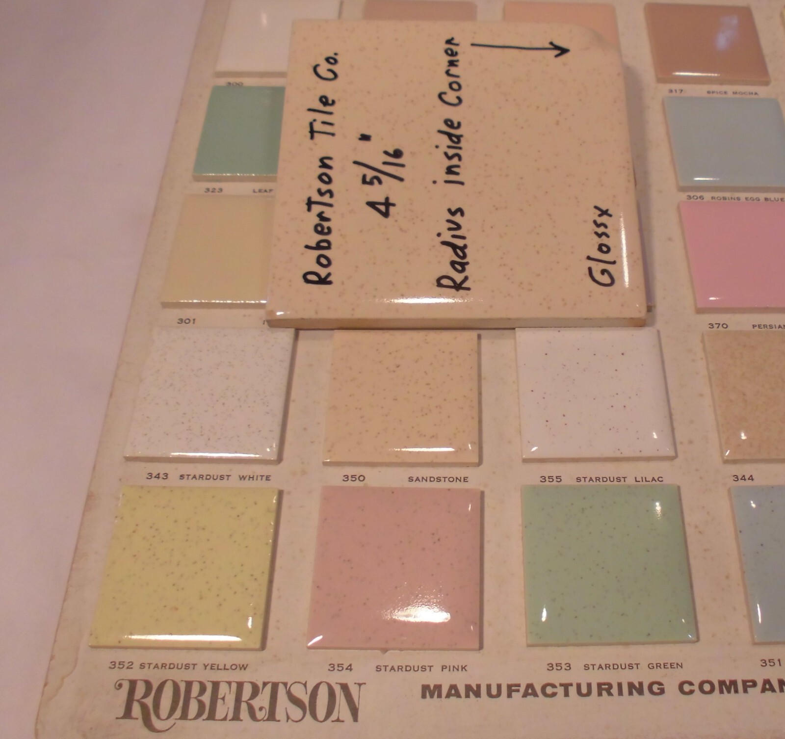 1 pc. Sandstone: Radius Bullnose Inside Corner Ceramic Tile: 4-3/8″ Robertson