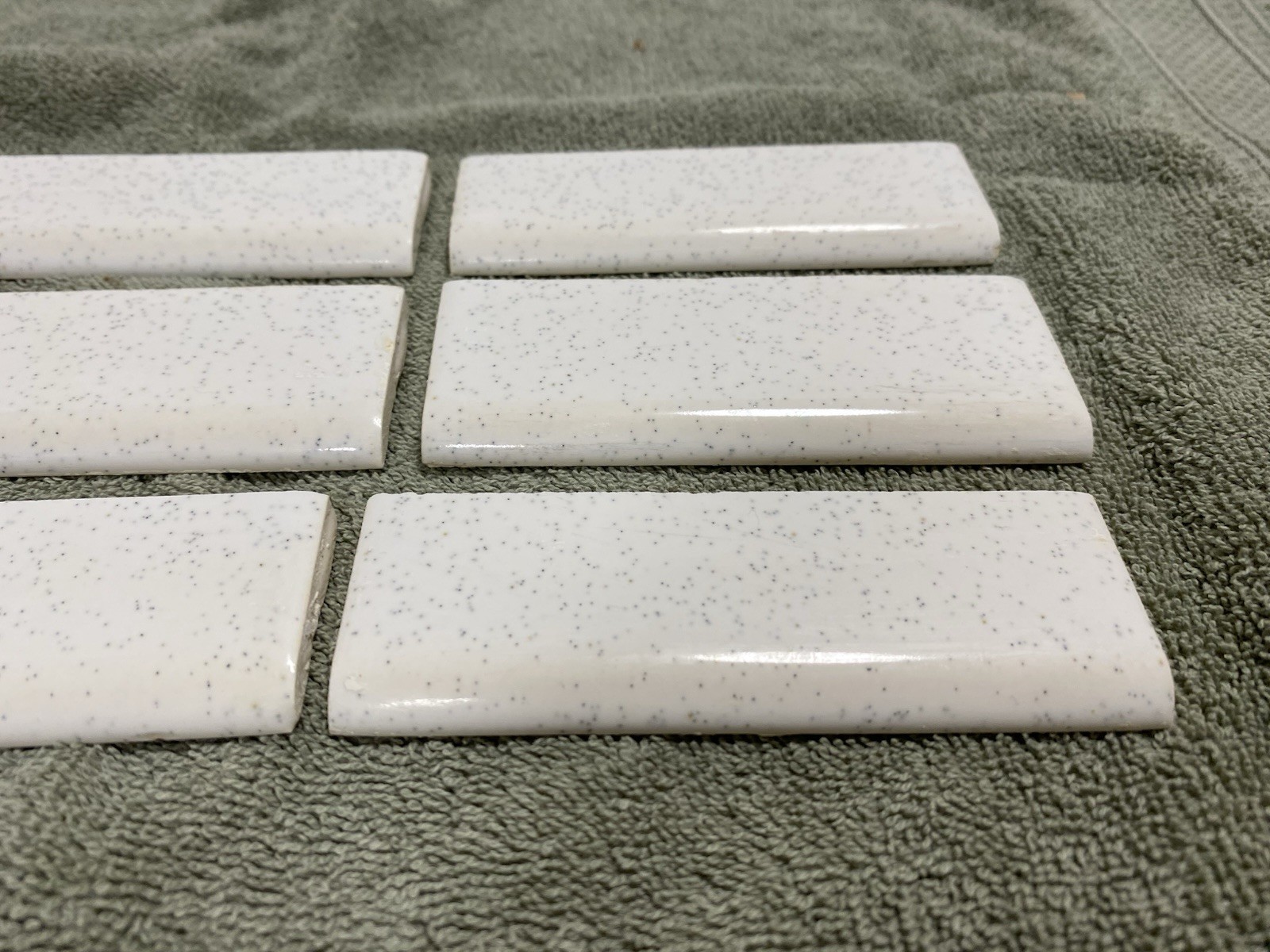 9 Vintage (1950-60s) White Speckled Ceramic Tile – CUT BULLNOSE – 1.5×4.25