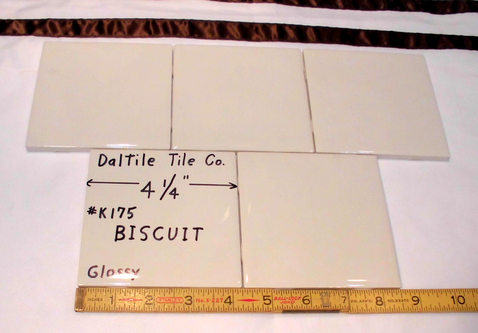 5 pieces *Gloss Biscuit* Ceramic Tiles by The Daltile Co….4-1/4″ Square NEW