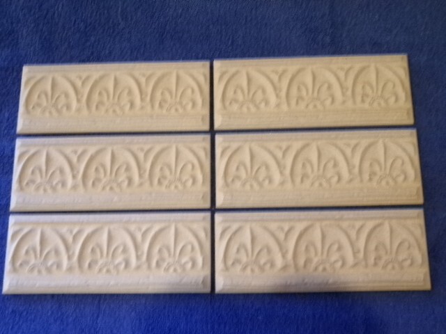 1 Case Gaya Wall Tile Stoneware 3″ X 7 7/8″ Fleur De Lis Trim Accent Spain