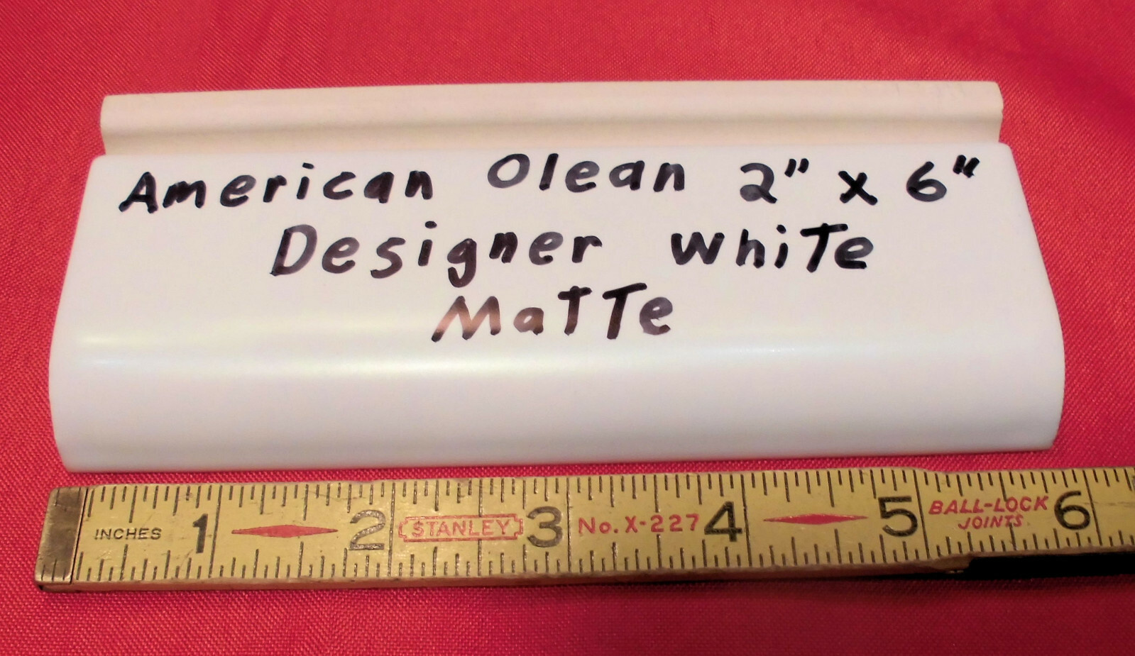 6 pcs. Matte White 2″ X 6″ X 5/8″ Ceramic Radius Bullnose Tile: Designer White