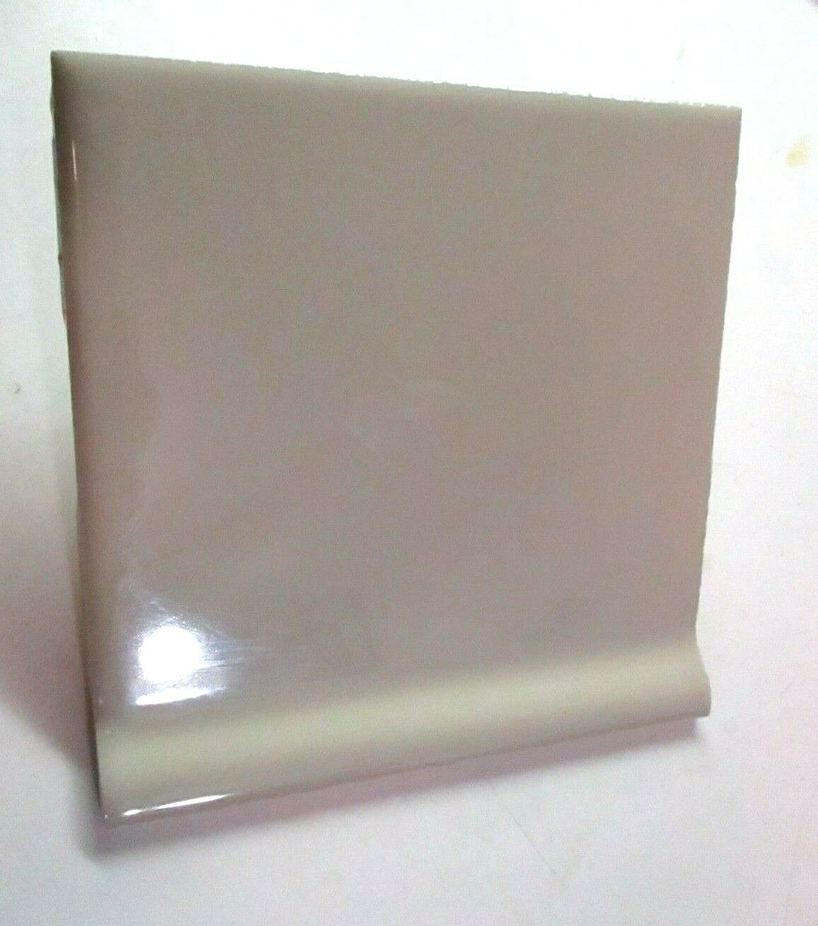 1 Cove Base Radius Wall Tile US Ceramic USA 4-1/4″ Gloss Beige Dark AT-3401 Vtg