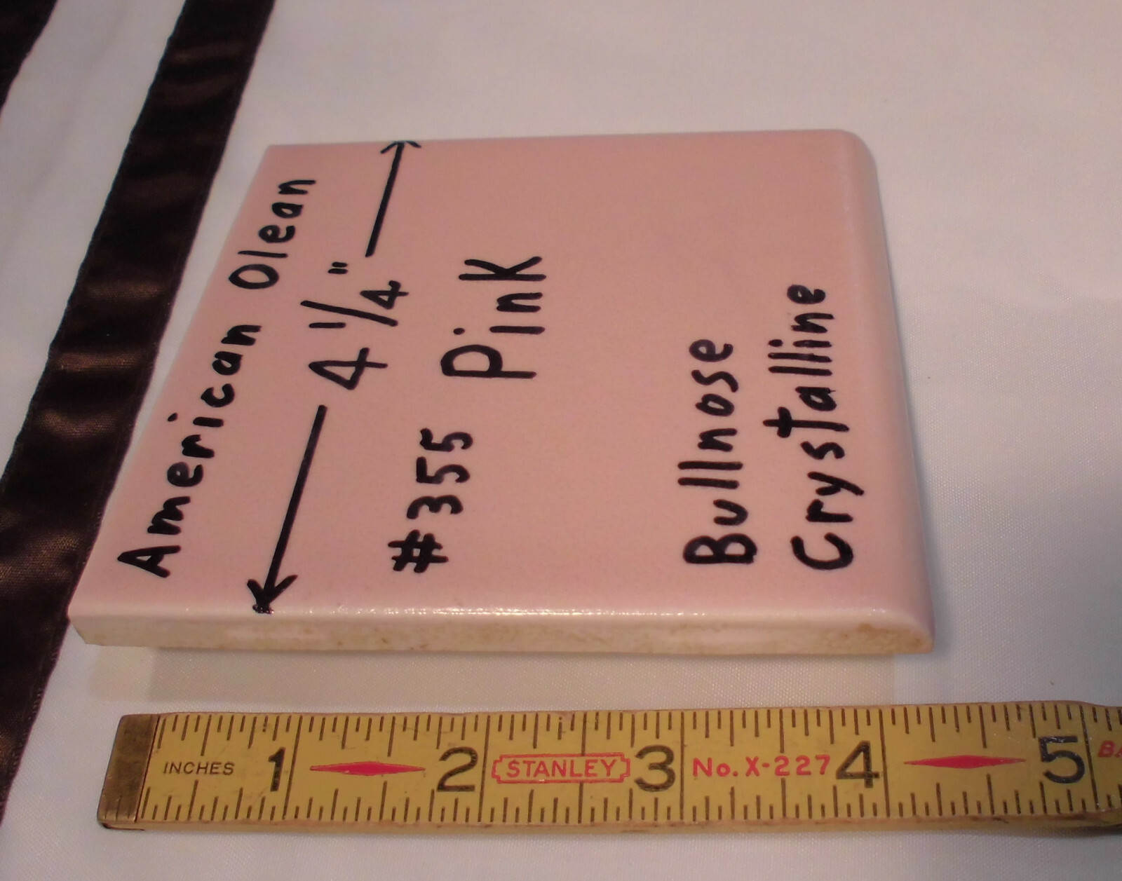 1 pc. Vintage *Crystalline Pink* Ceramic Bullnose Tile 4-1/4” American Olean NOS