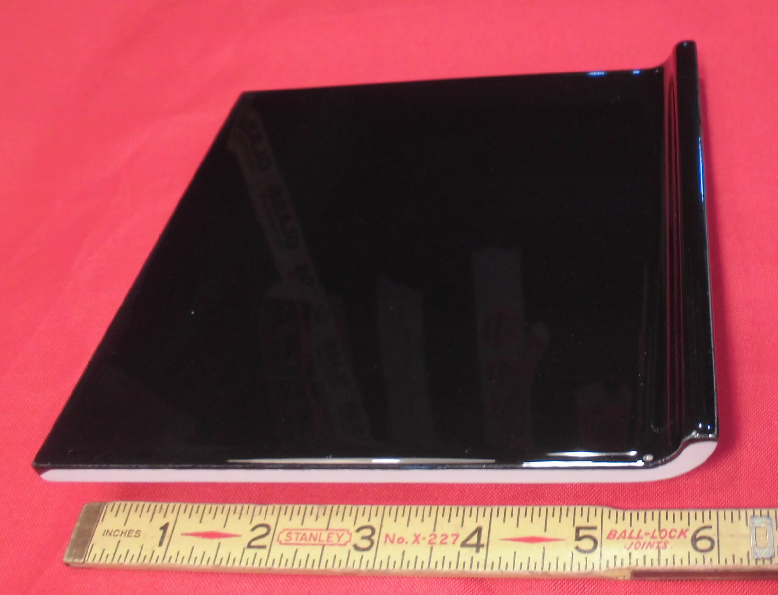 lot of 6: Glossy Black: Flat Top; base/cove Ceramic Tile: 6″ X 6″ with Defects